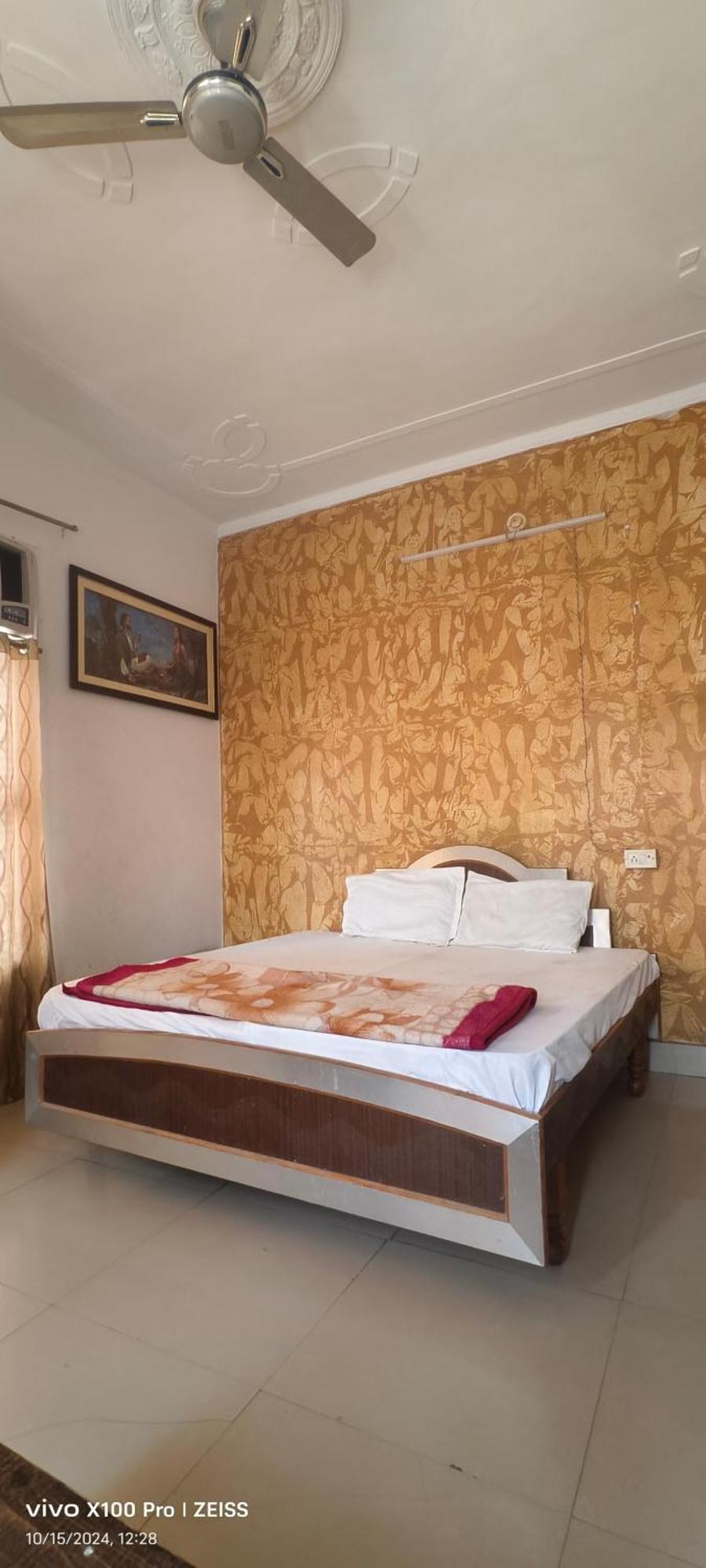 Surya Hotel Sirsa Ngoại thất bức ảnh
